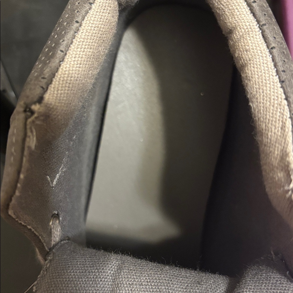Wedge gray sneaker size woman’s 7 - Picture 5 of 6